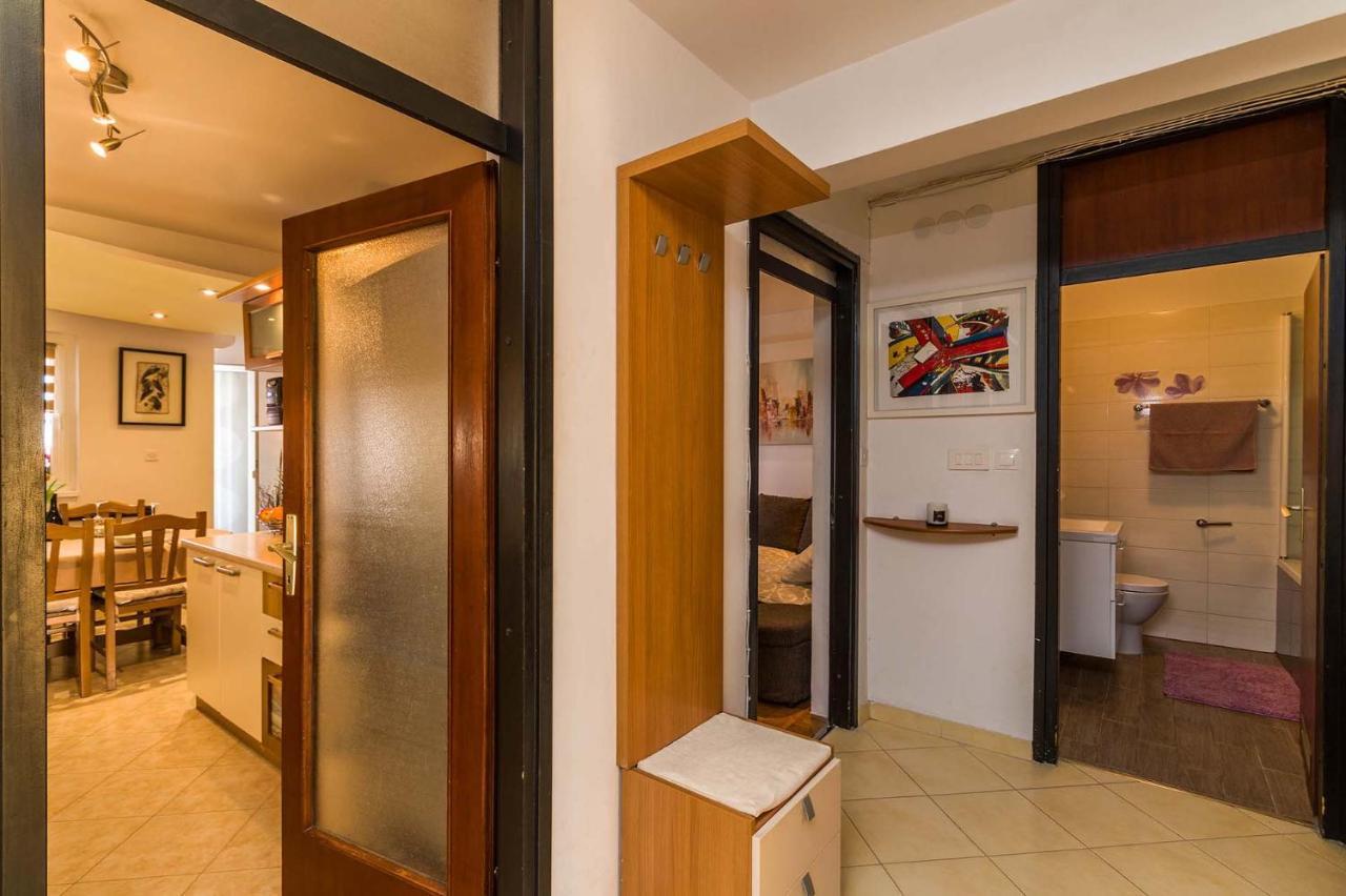 Apartment Many Пула Екстериор снимка