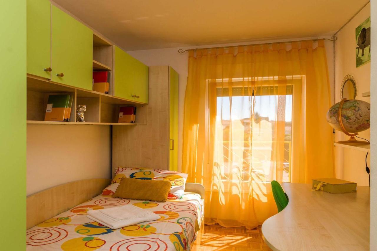 Apartment Many Пула Екстериор снимка