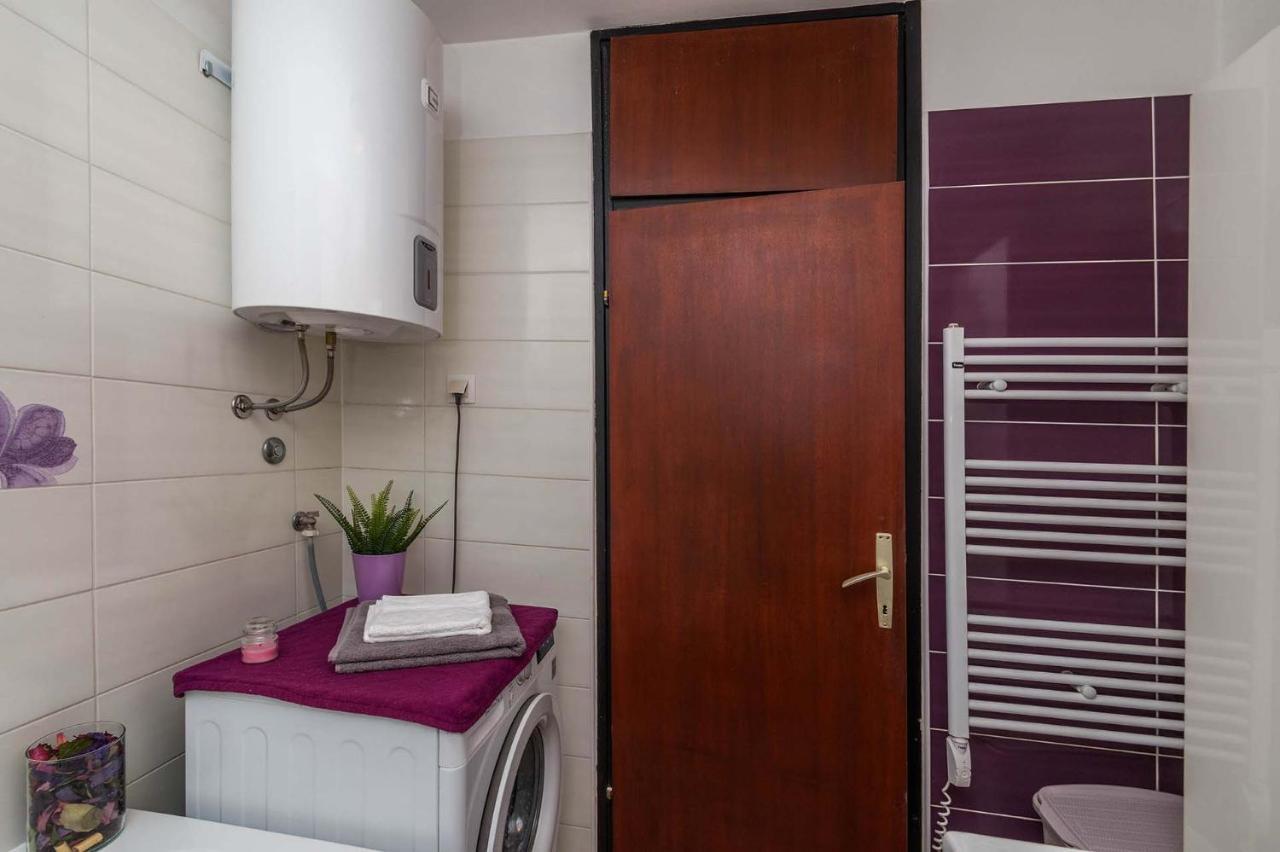 Apartment Many Пула Екстериор снимка